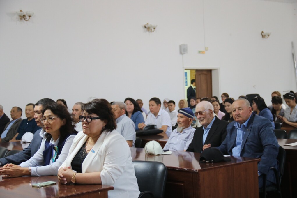 10bda8e3-2cc8-491b-b12d-a3961b754dc7