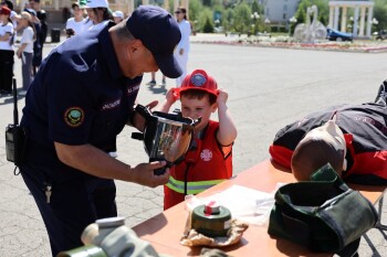 1a2aba18-90d5-4b57-935a-7d94cdc85107