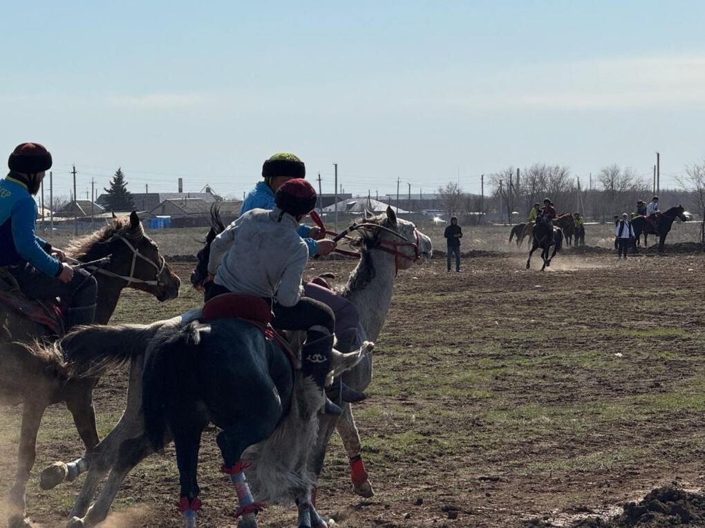 2c79563e-26af-4610-8bab-60b7ccc08b8e