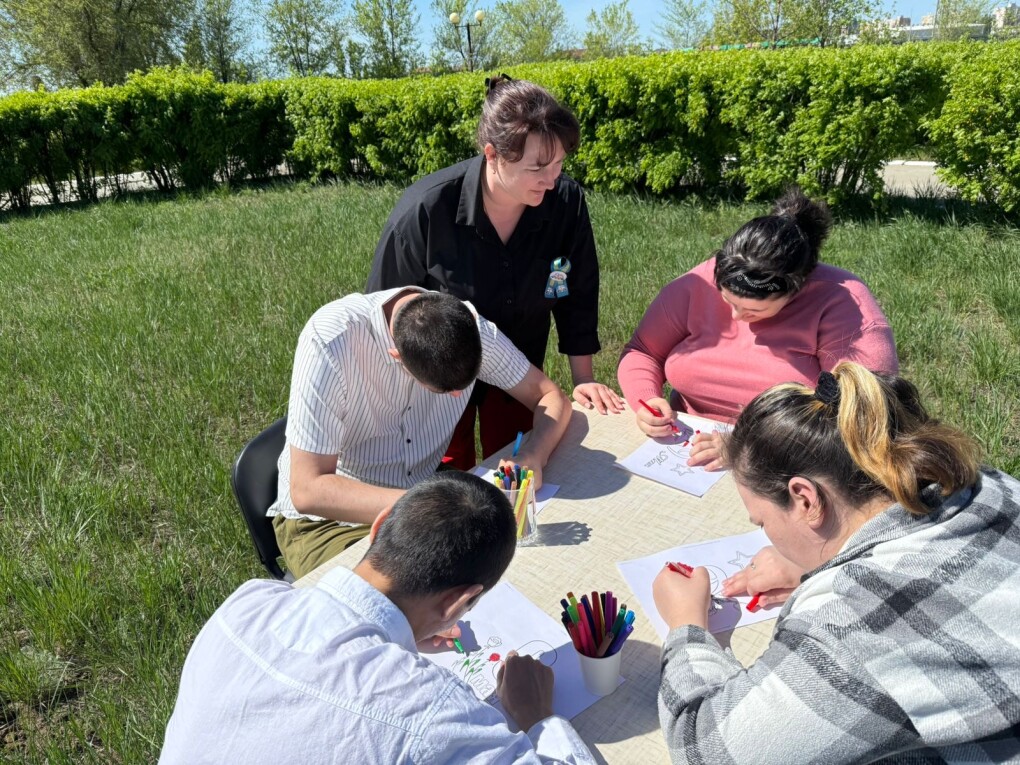 9b6a9490-1149-4caa-8dad-e3a3b3472f80