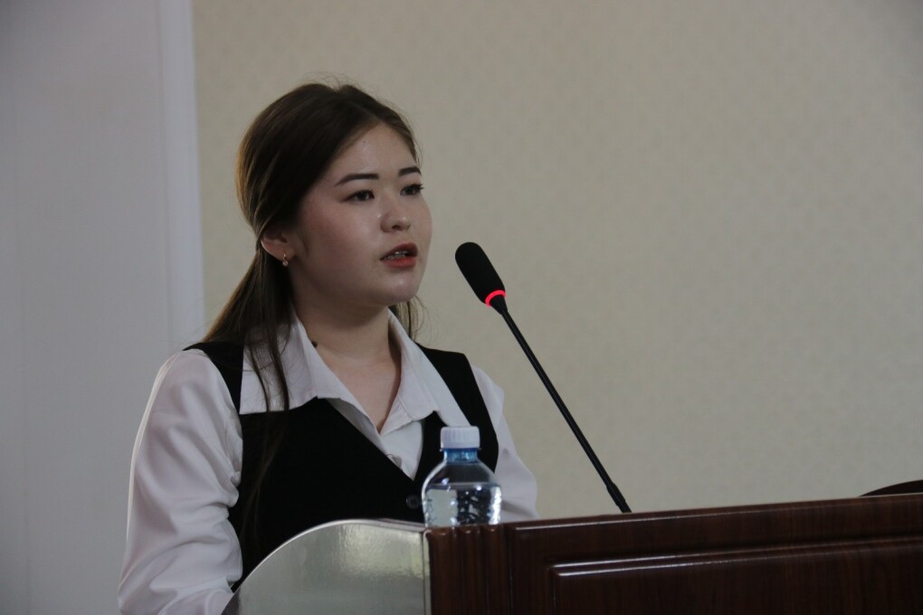 9c538f84-be50-4e59-8e40-2f33dc561585