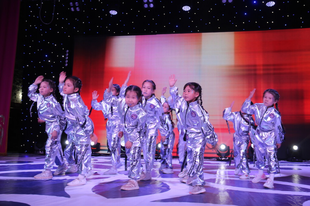 Шығармашылық 25 жыл (4)