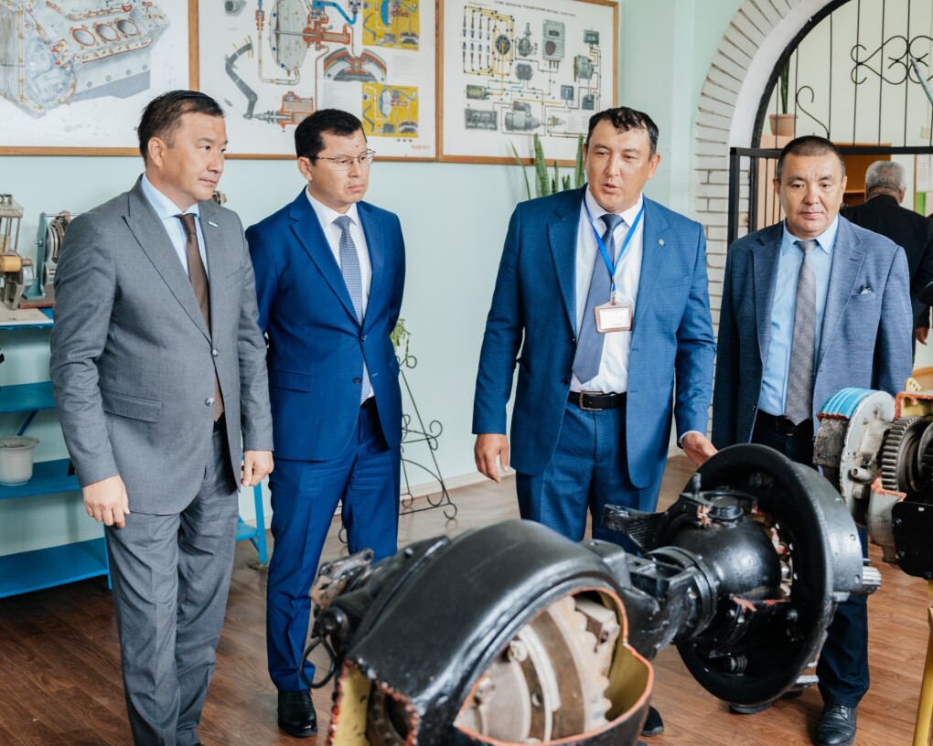 a37f7764-e125-4421-b55f-489c34027d3c