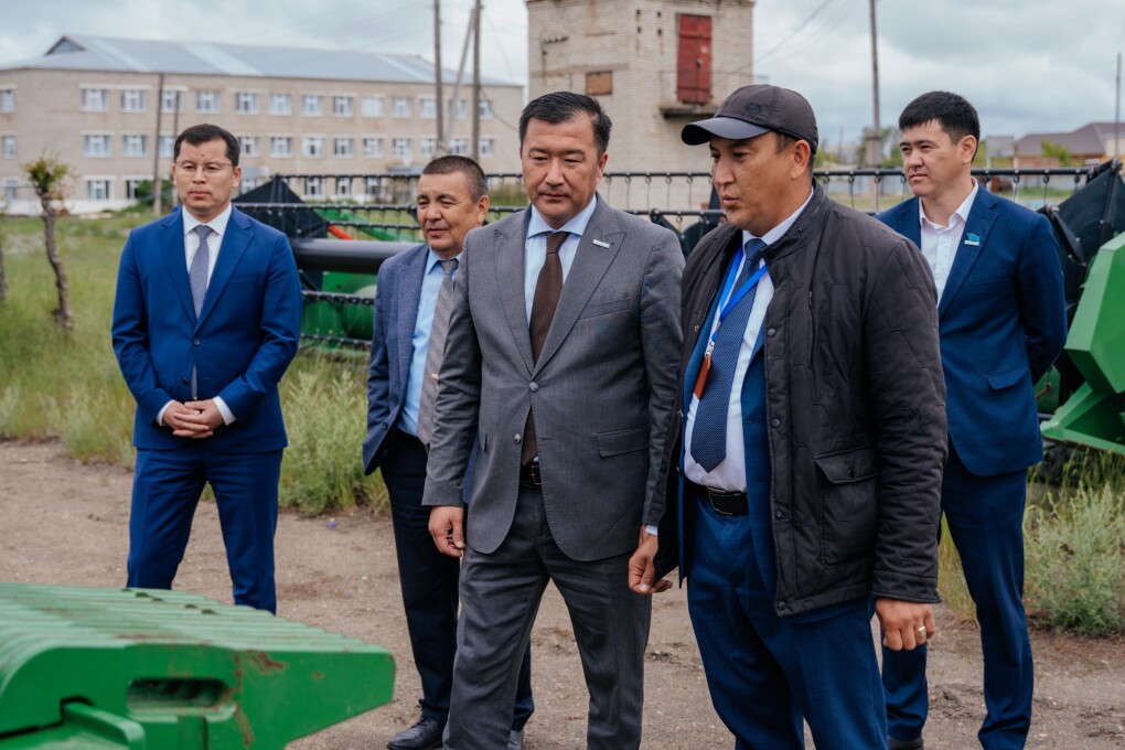 bb840cef-f8a6-49f5-b213-6eff8b45a409