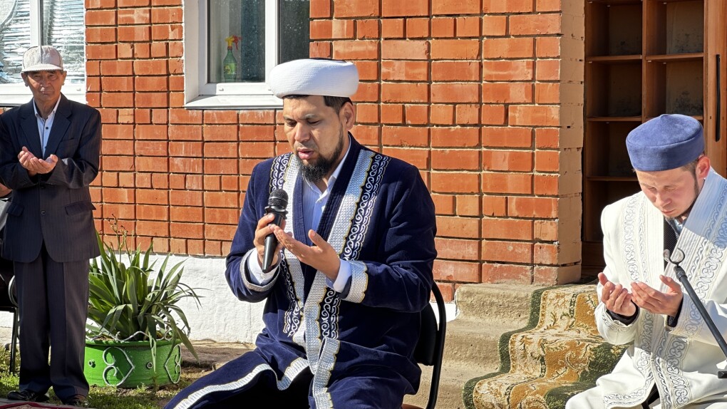 image-22-05-25-12-53-4