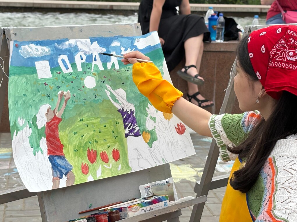 329d1290-c967-41e7-b295-faeb2d9151f9