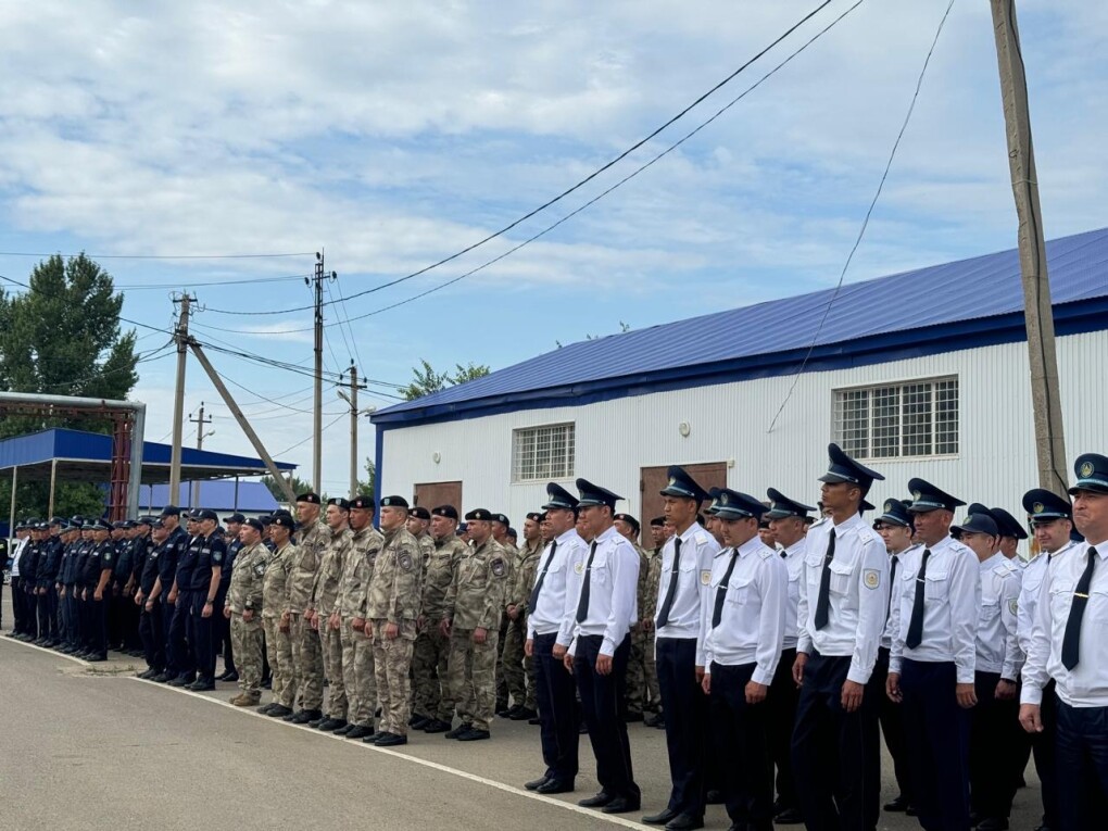 9313a650-0b22-432a-b129-4936ab40264e