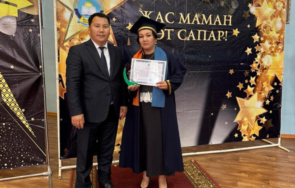 Бөкседегі тотығу белгілерінің фотосы