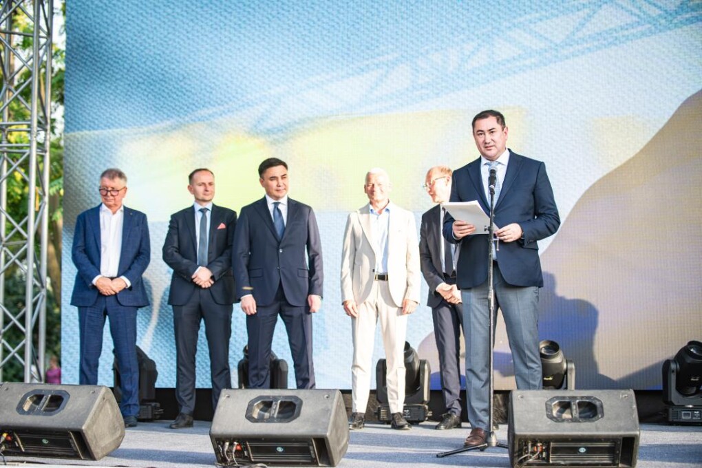 _gluster_2025_6_26_af7d325756b5f01c5e42b10b36f42a34_1280x720