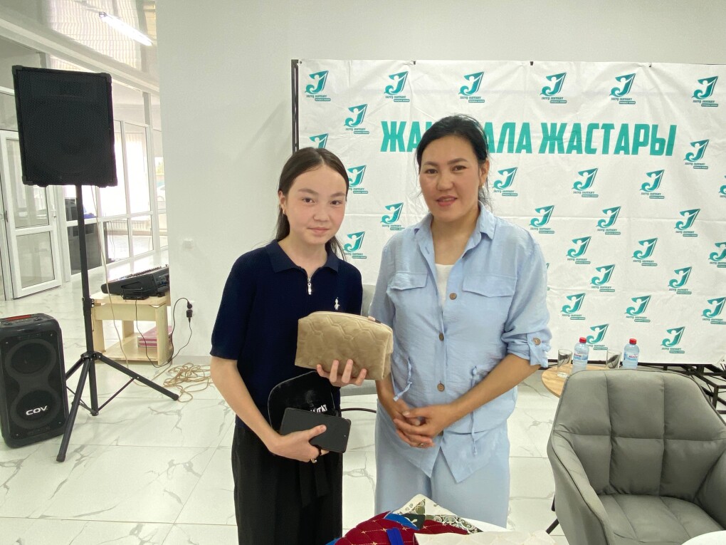 image-12-06-25-08-59-2