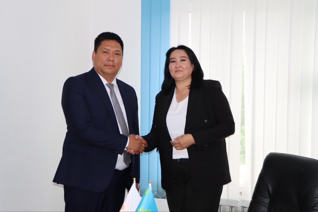 image-18-06-25-04-55 (1)