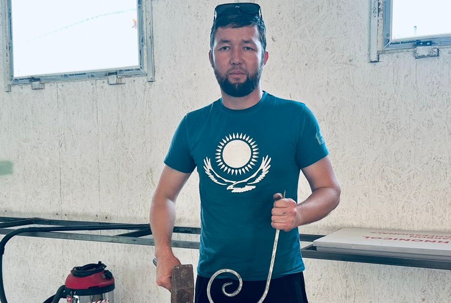 1784250e-ff5d-4206-b542-bac7a4bbf602