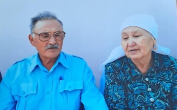 Ғабдығали Иманқұлұлы зайыбы, ұлағатты ұстаз Дариға Бақытқызымен.11