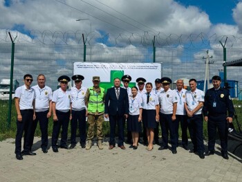 _gluster_2025_7_11_a5bdb50b4a9e46a36ddc9cf34a06cad8_1280x720