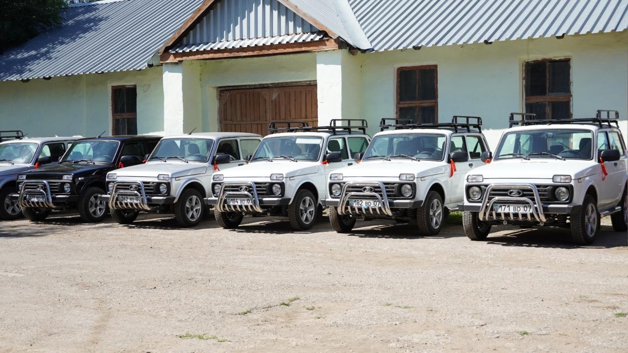 _gluster_2025_7_9_0be520a3698c2c3a12d393b93ccf4373_1280x720