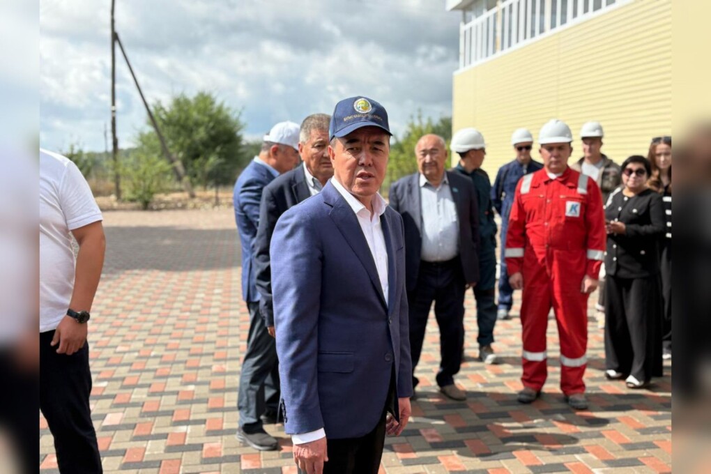 165abdc1-2870-433d-9843-8e631c061773+