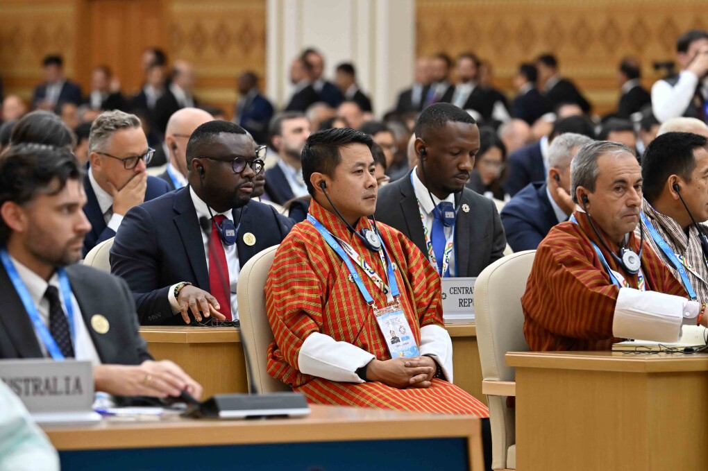 1754381631_KZ8_9744_2