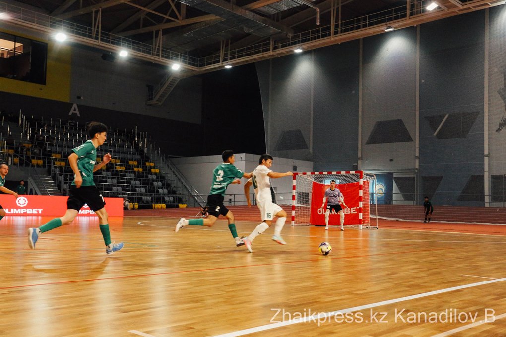 футзал бәйтерек (1)