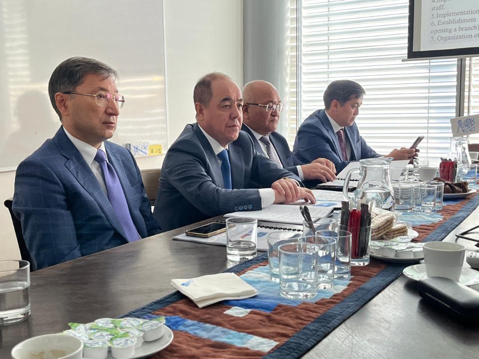 _gluster_2025_8_22_eaf15db4a30b88ac044839acd81e4522_1280x720