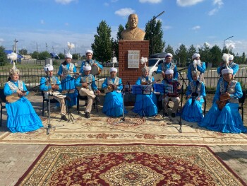 image-11-08-25-12-05-1