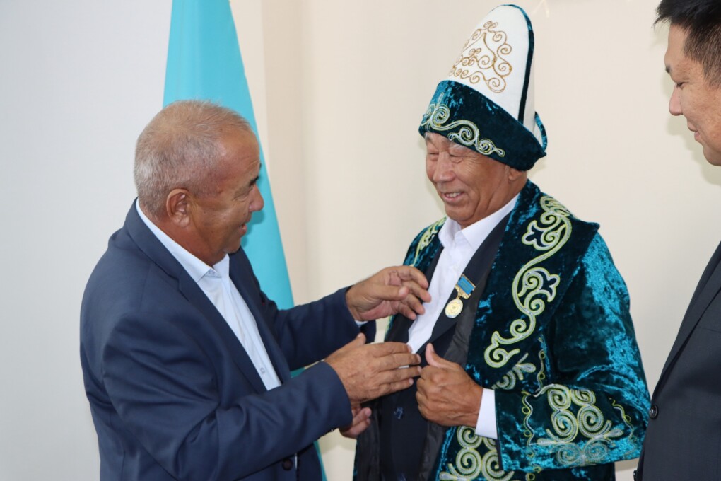 image-14-08-25-01-34-2