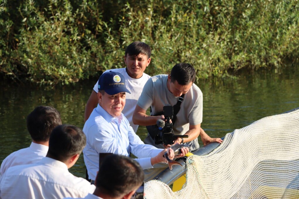 облыс әкімі 9