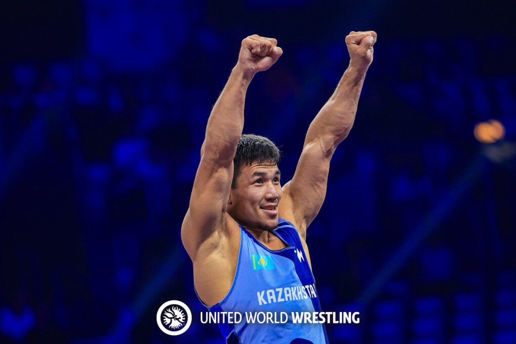 Армян әйелдері армян еркектерімен жыныстық қатынасқа түседі