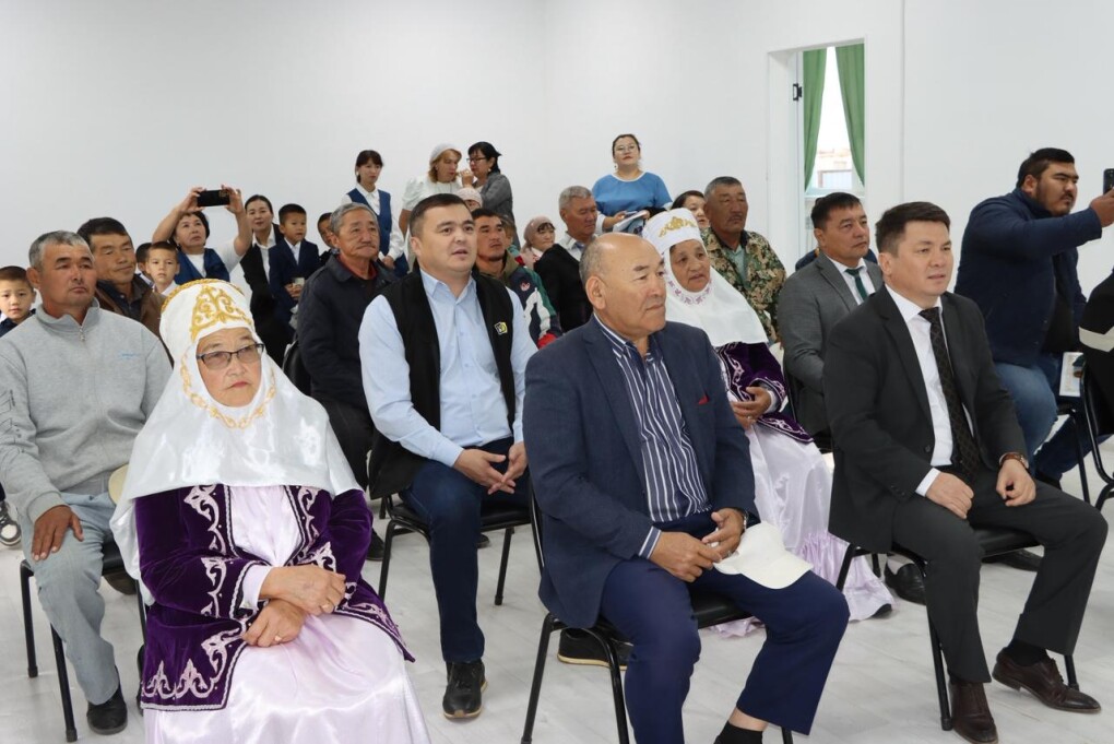 185c09ac-f706-413f-9b23-df09b8b682bb