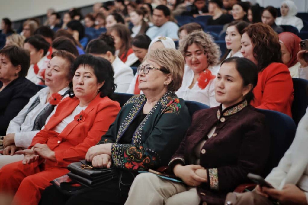 22815cf0-0b70-4da9-aaf5-2f9c9d61de6f