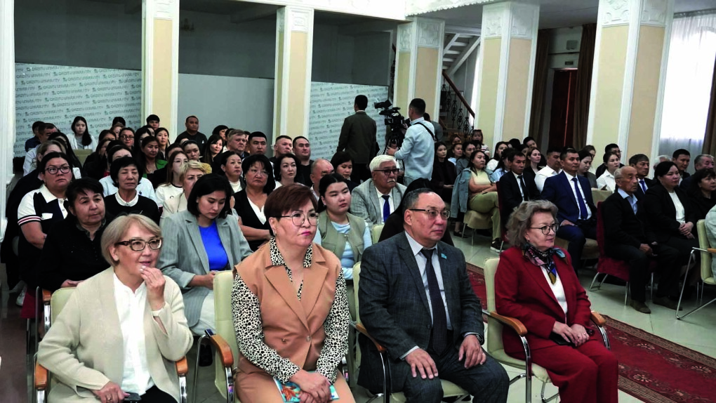 Рэйчел Стил онлайн порно