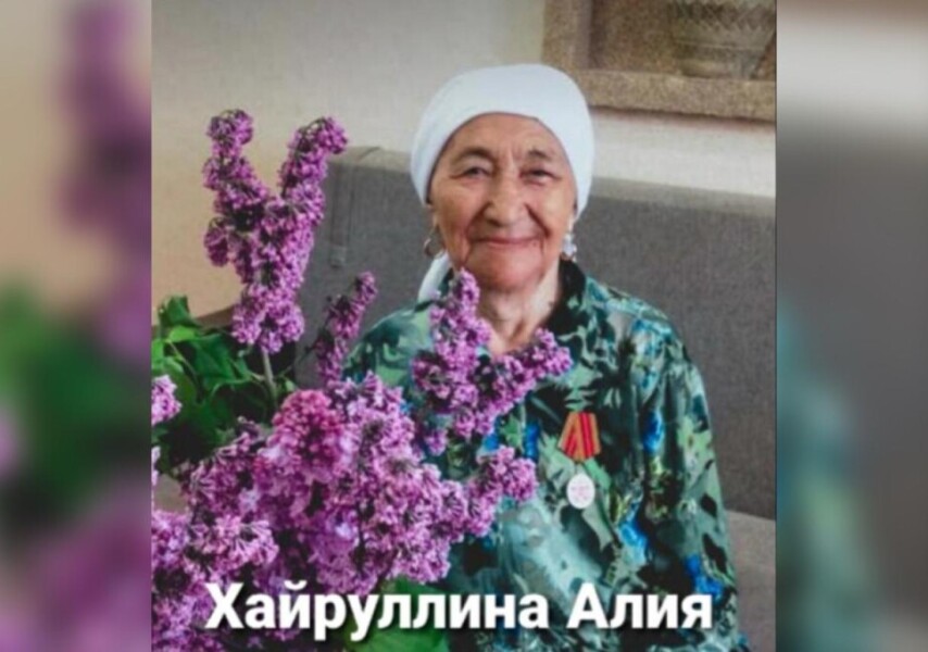 Анджелина Джолидің порно фотосуреттерін қараңыз Биркованың секс туралы фильмі