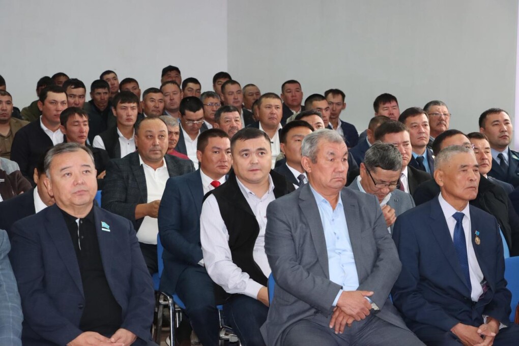 аким - в бокейординский район (45)