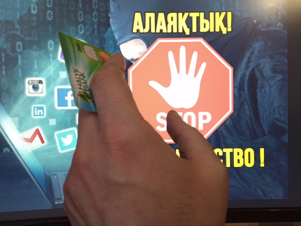 _gluster_2024_1_10_2afbceef0c3719aabdd87d5c27cf873a_original.381981