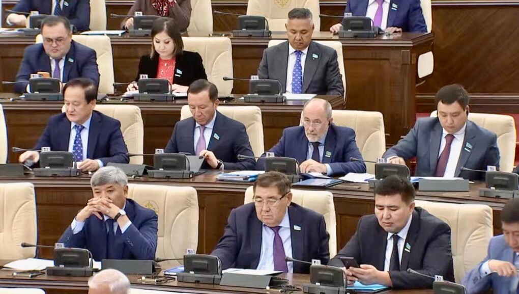 _gluster_2025_9_10_18840d9d2844fb712d4c88d4fa861243_1280x720