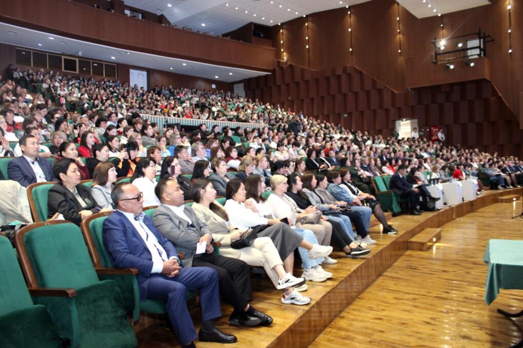 _gluster_2025_9_10_71f316a9c7f738f65d0d987a88436c1a_1280x720