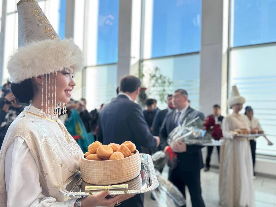 _gluster_2025_9_16_c3c3fd35e581b58e88897cecb94d3ed8_1280x720