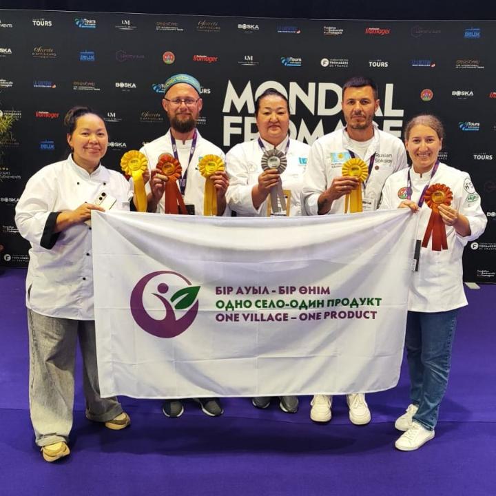 _gluster_2025_9_18_7657440681a9ea46673a4d37a722576f_1280x720