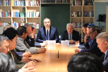 image-10-09-25-01-30-3