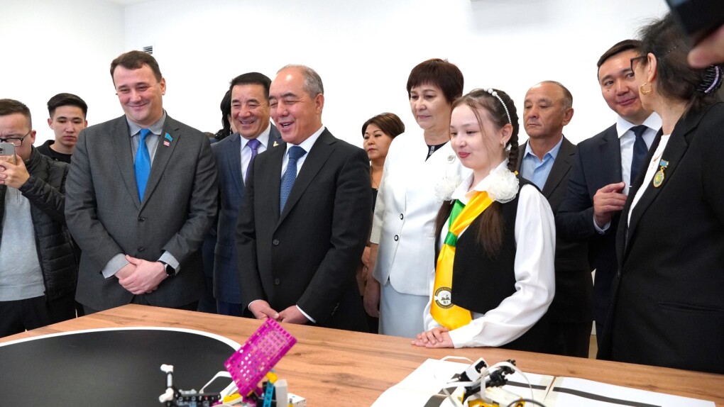 075667fc-fba7-40ee-bc15-cdfdf5b7a8ca