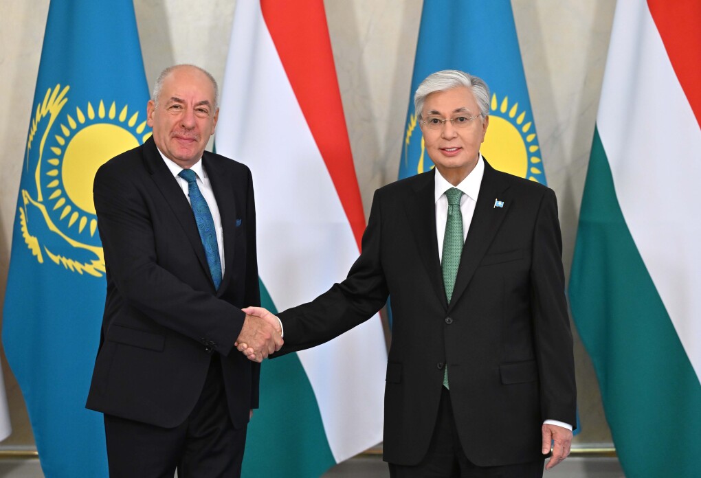 1759407025_KZ8_7153_2