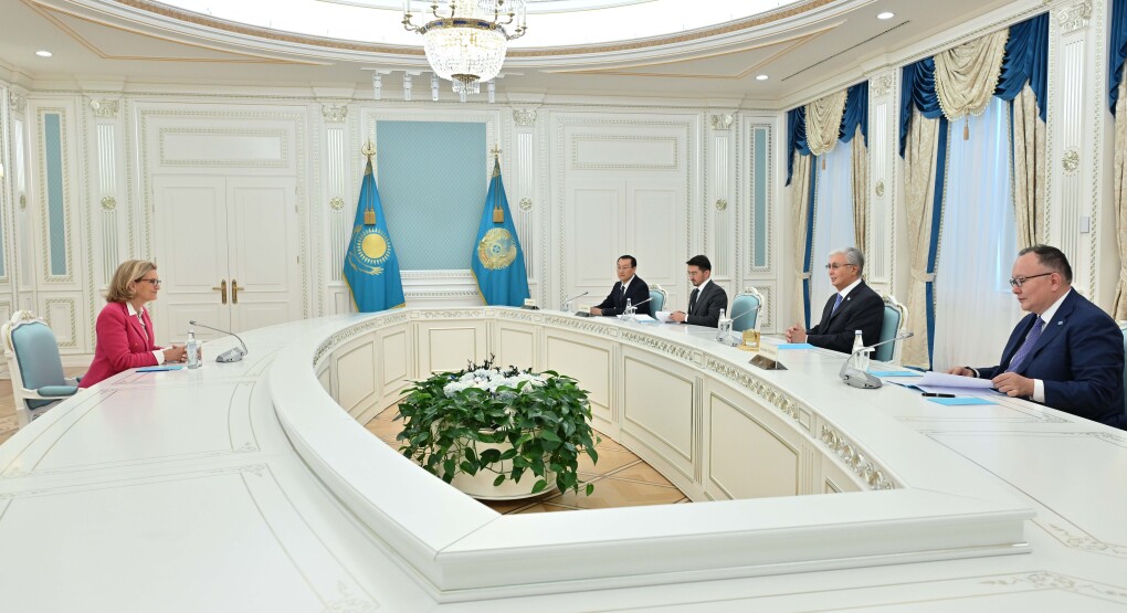 1759477806_KZ1_8857_2