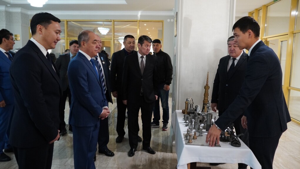 1ea9cf37-ed9d-4659-bda7-1dc97182e92e