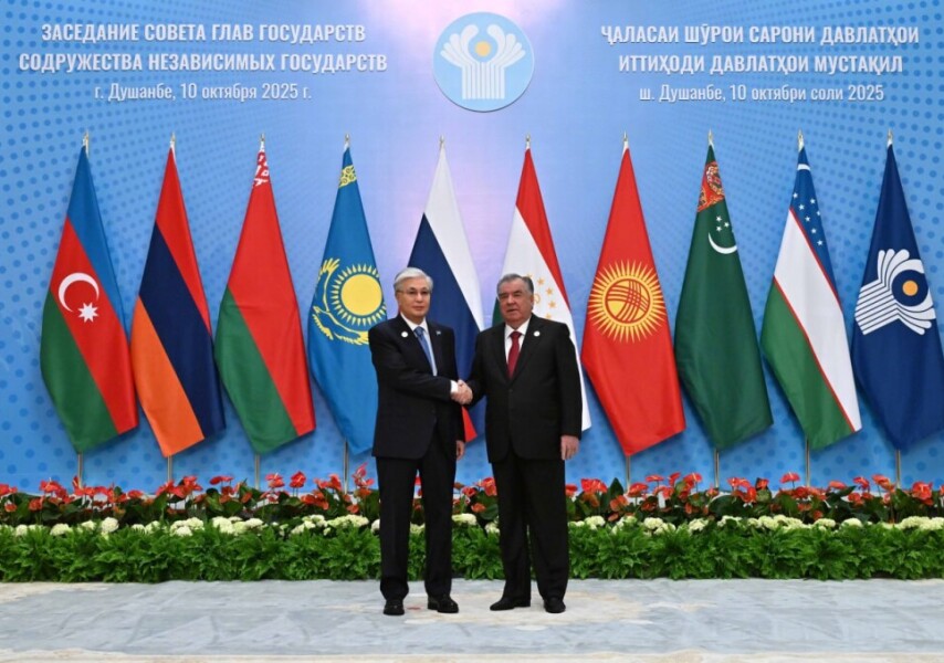 Ресейлік порнографтар көшеде қыздарды алып кетеді.