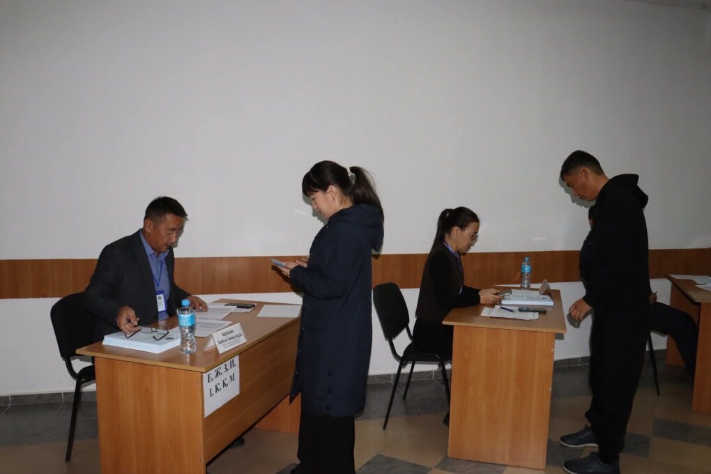 726e24a8-0c4c-4b17-bf68-40c3c593ee35