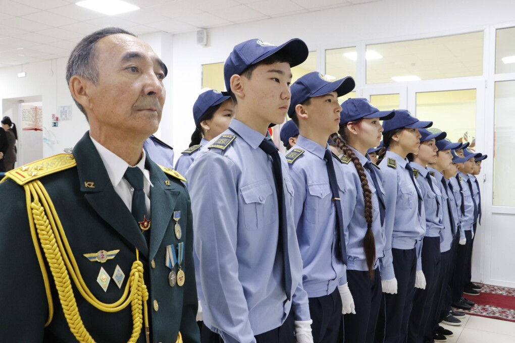 Порно мүшесі Татьяна Арно