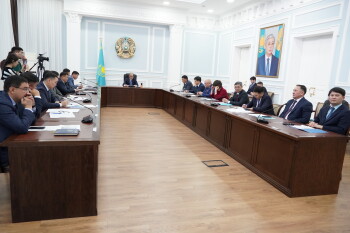 Акимат совещание - М.Салык (3)