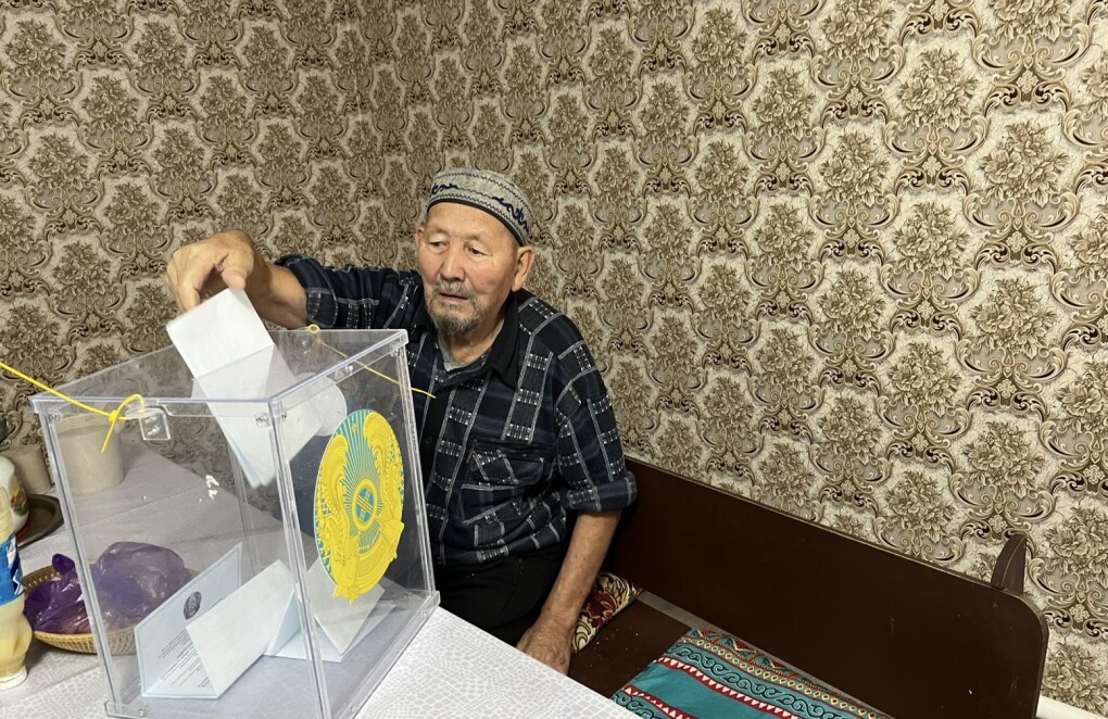 d1d11808-6de7-4dfc-a9a1-6a02ddf6c867