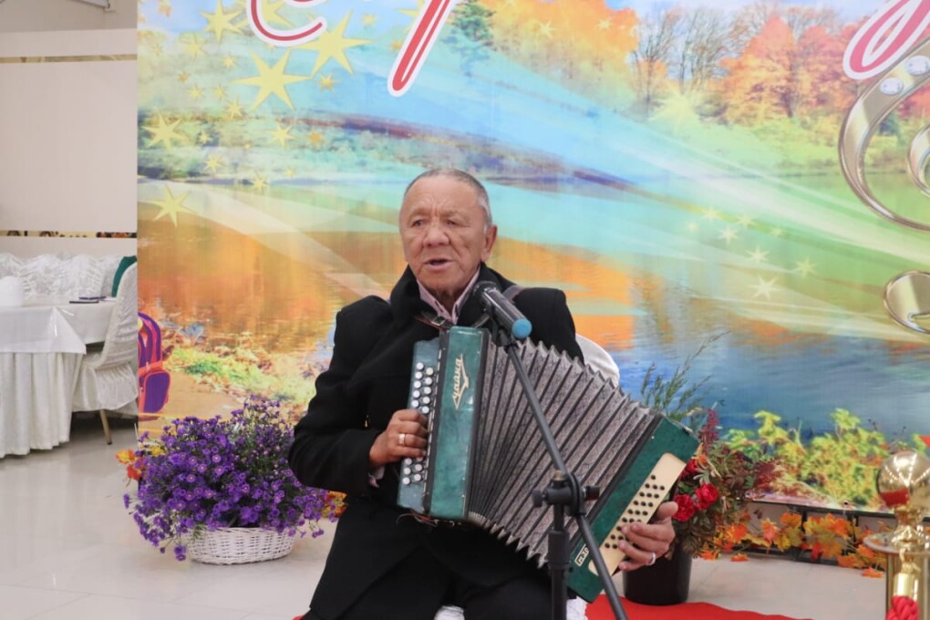 image-17-10-25-02-51-8