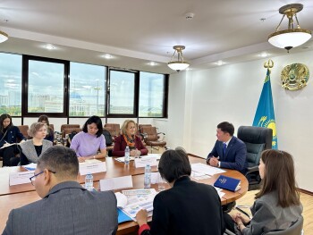 photo_5404782851423075587_y