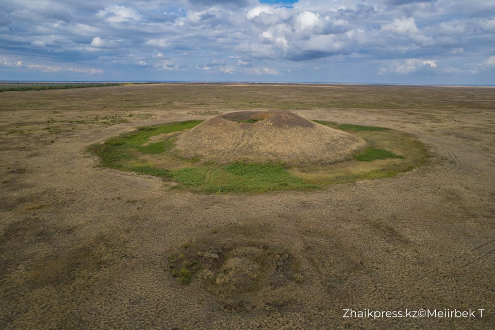 Максималды купальник киген жалаңаш әйелдер